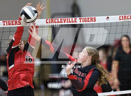 Thumbnail 2 in Logan Elm @ Circleville photogallery.