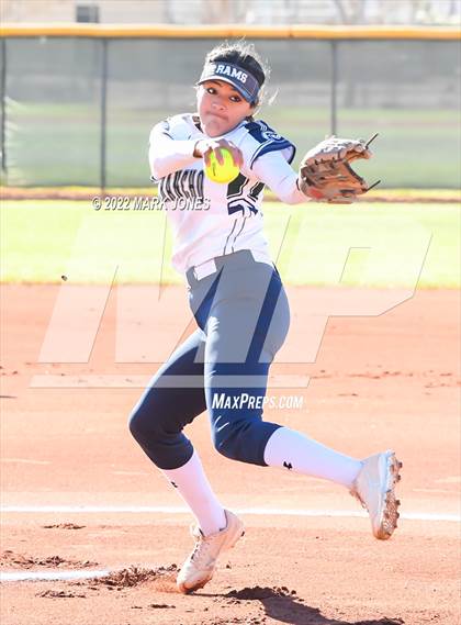 Thumbnail 3 in Rio Rancho vs. Norco (Dave Kops Tournament of Champions) photogallery.