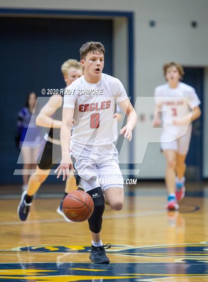 Thumbnail 1 in Santa Fe Christian vs. Carlsbad (Boys Diviston  D1 Finals) photogallery.
