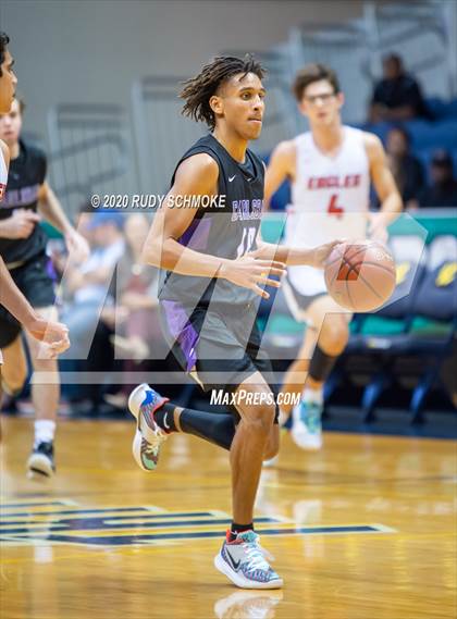 Thumbnail 3 in Santa Fe Christian vs. Carlsbad (Boys Diviston  D1 Finals) photogallery.