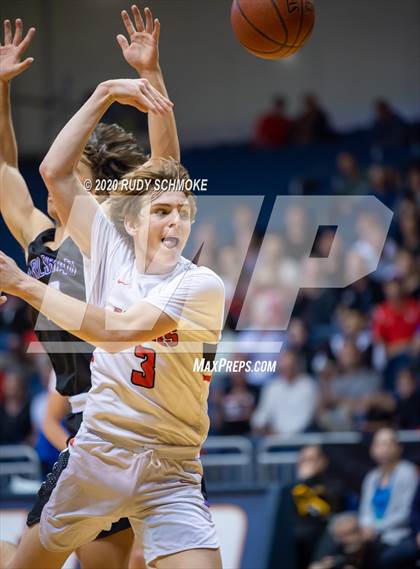 Thumbnail 1 in Santa Fe Christian vs. Carlsbad (Boys Diviston  D1 Finals) photogallery.