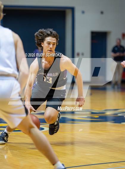 Thumbnail 2 in Santa Fe Christian vs. Carlsbad (Boys Diviston  D1 Finals) photogallery.
