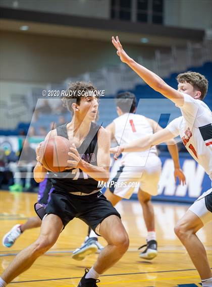 Thumbnail 2 in Santa Fe Christian vs. Carlsbad (Boys Diviston  D1 Finals) photogallery.