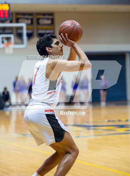 Thumbnail 1 in Santa Fe Christian vs. Carlsbad (Boys Diviston  D1 Finals) photogallery.