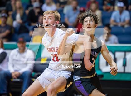 Thumbnail 2 in Santa Fe Christian vs. Carlsbad (Boys Diviston  D1 Finals) photogallery.