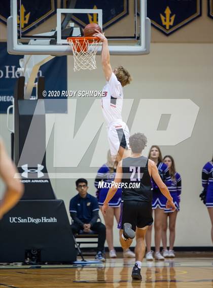Thumbnail 2 in Santa Fe Christian vs. Carlsbad (Boys Diviston  D1 Finals) photogallery.