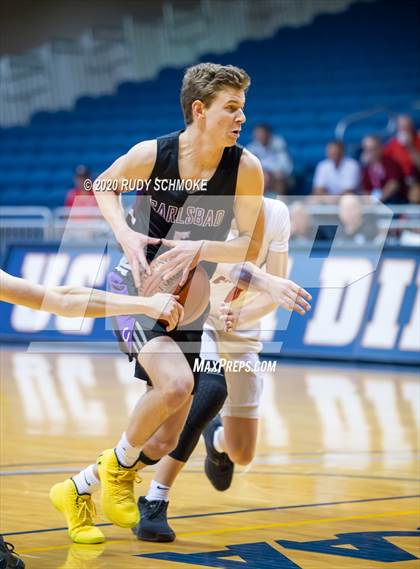 Thumbnail 3 in Santa Fe Christian vs. Carlsbad (Boys Diviston  D1 Finals) photogallery.