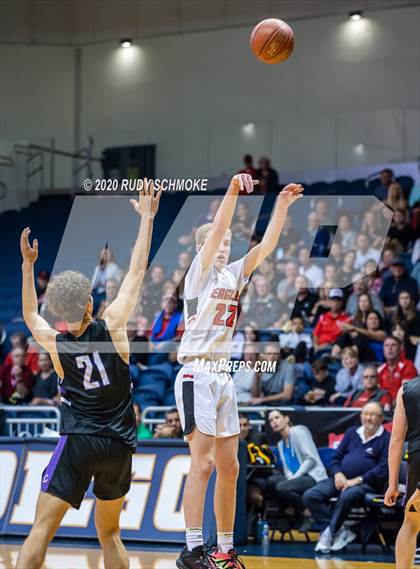 Thumbnail 2 in Santa Fe Christian vs. Carlsbad (Boys Diviston  D1 Finals) photogallery.