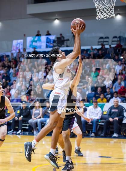 Thumbnail 1 in Santa Fe Christian vs. Carlsbad (Boys Diviston  D1 Finals) photogallery.