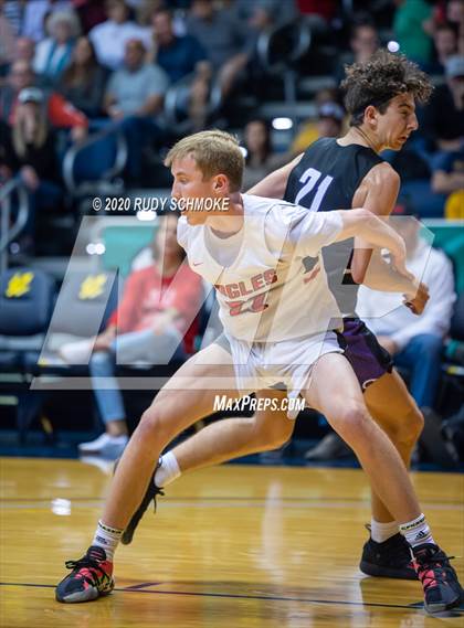Thumbnail 1 in Santa Fe Christian vs. Carlsbad (Boys Diviston  D1 Finals) photogallery.