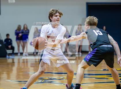 Thumbnail 3 in Santa Fe Christian vs. Carlsbad (Boys Diviston  D1 Finals) photogallery.
