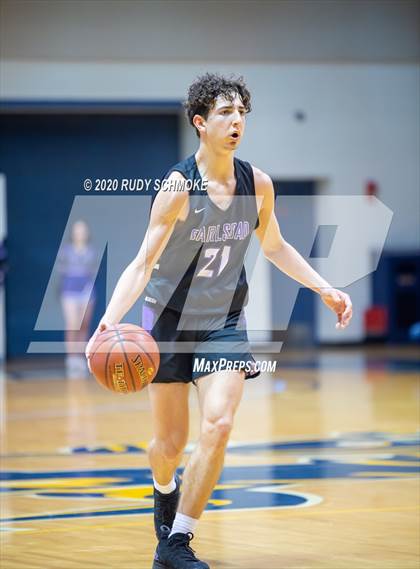 Thumbnail 3 in Santa Fe Christian vs. Carlsbad (Boys Diviston  D1 Finals) photogallery.