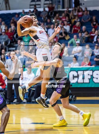 Thumbnail 2 in Santa Fe Christian vs. Carlsbad (Boys Diviston  D1 Finals) photogallery.