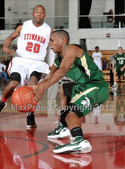 Thumbnail 3 in Damien vs. Etiwanda (So Cal Shootout) photogallery.