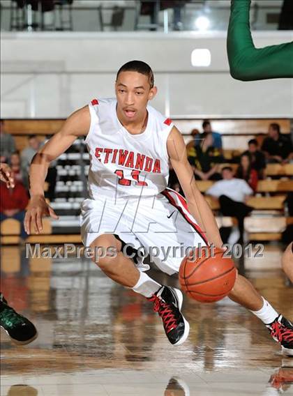 Thumbnail 3 in Damien vs. Etiwanda (So Cal Shootout) photogallery.
