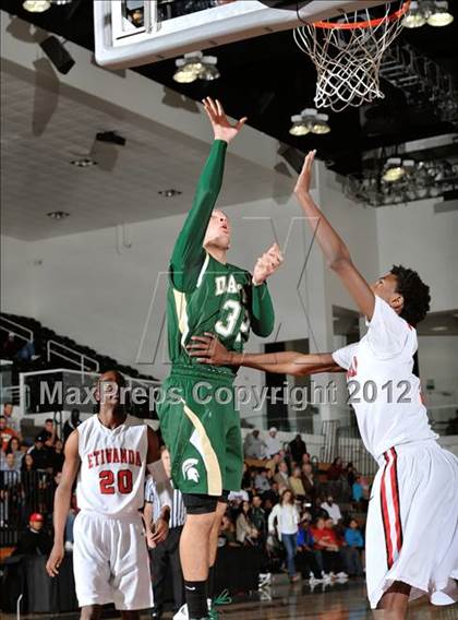 Thumbnail 3 in Damien vs. Etiwanda (So Cal Shootout) photogallery.