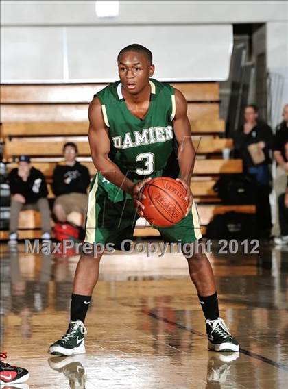 Thumbnail 1 in Damien vs. Etiwanda (So Cal Shootout) photogallery.