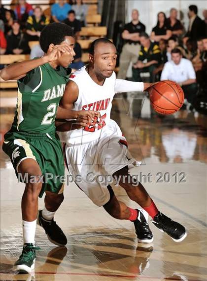 Thumbnail 1 in Damien vs. Etiwanda (So Cal Shootout) photogallery.