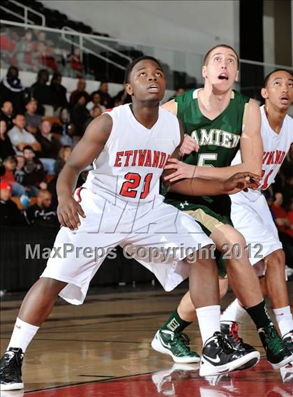 Thumbnail 1 in Damien vs. Etiwanda (So Cal Shootout) photogallery.