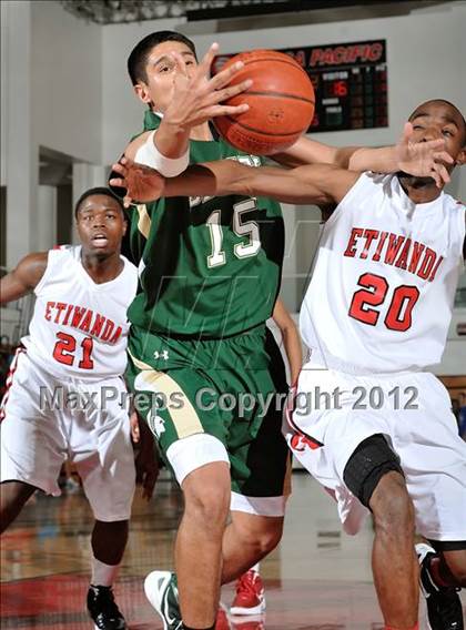 Thumbnail 1 in Damien vs. Etiwanda (So Cal Shootout) photogallery.