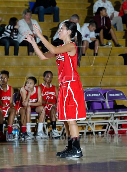 Thumbnail 1 in Hart vs. Antelope Valley photogallery.