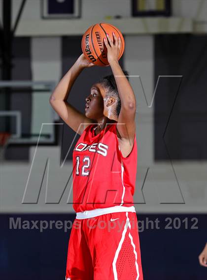 Thumbnail 1 in Hart vs. Antelope Valley photogallery.