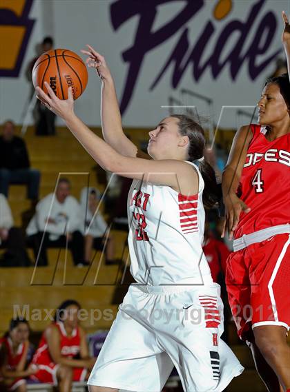 Thumbnail 3 in Hart vs. Antelope Valley photogallery.