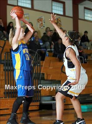 Thumbnail 2 in Granada vs. Wood (West Coast Jamboree) photogallery.