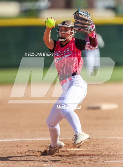 Thumbnail 3 in Berthoud @ Wellington photogallery.