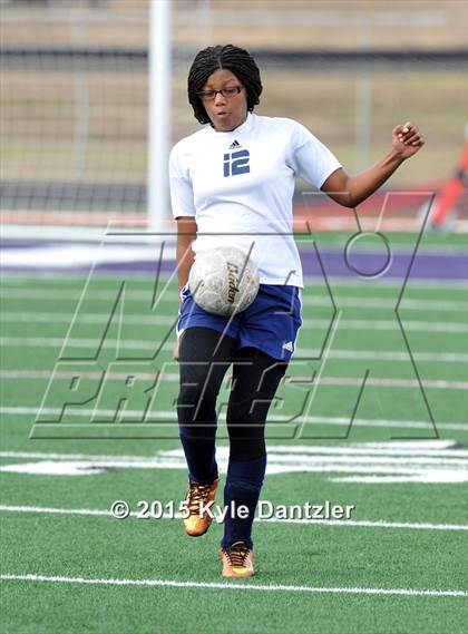 Thumbnail 2 in Paris vs Hudson (Bonham Tournament) photogallery.