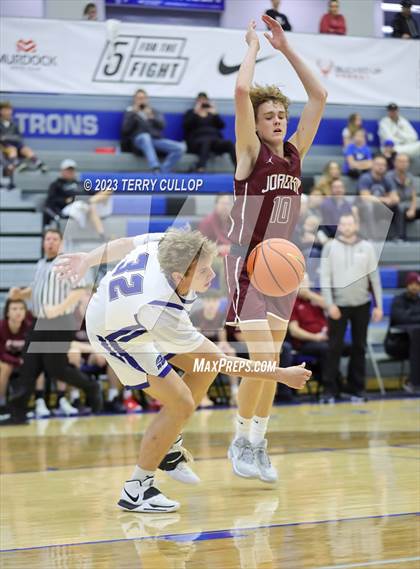 Thumbnail 2 in Jordan vs. Pleasant Grove (5 for the Fight National Hoopfest) photogallery.