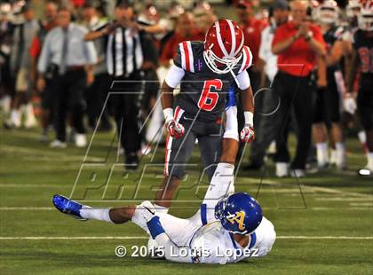 Thumbnail 3 in Mater Dei vs. Bishop Amat photogallery.