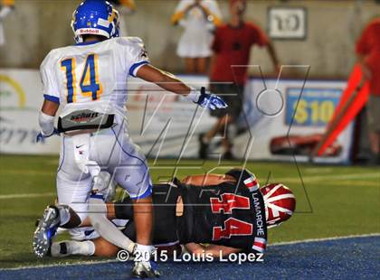Thumbnail 3 in Mater Dei vs. Bishop Amat photogallery.