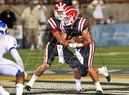 Thumbnail 3 in Mater Dei vs. Bishop Amat photogallery.