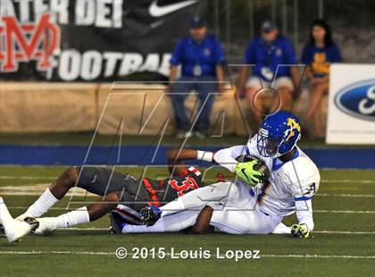Thumbnail 2 in Mater Dei vs. Bishop Amat photogallery.
