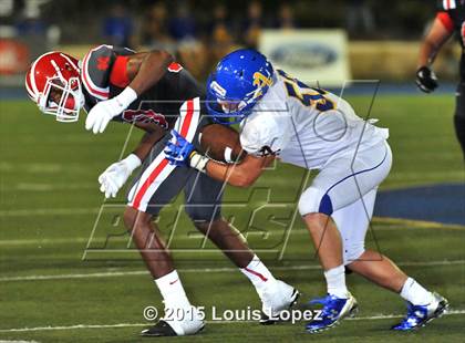 Thumbnail 2 in Mater Dei vs. Bishop Amat photogallery.