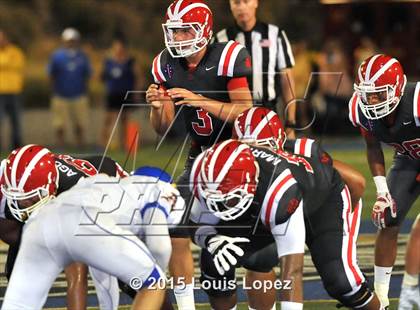 Thumbnail 3 in Mater Dei vs. Bishop Amat photogallery.