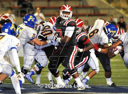 Thumbnail 2 in Mater Dei vs. Bishop Amat photogallery.