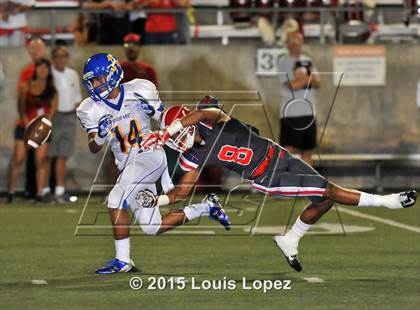 Thumbnail 3 in Mater Dei vs. Bishop Amat photogallery.
