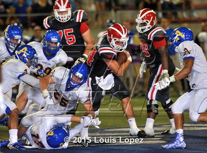Thumbnail 2 in Mater Dei vs. Bishop Amat photogallery.