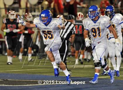 Thumbnail 2 in Mater Dei vs. Bishop Amat photogallery.