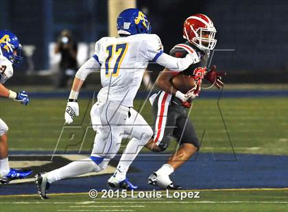 Thumbnail 2 in Mater Dei vs. Bishop Amat photogallery.