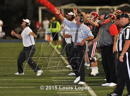 Thumbnail 3 in Mater Dei vs. Bishop Amat photogallery.