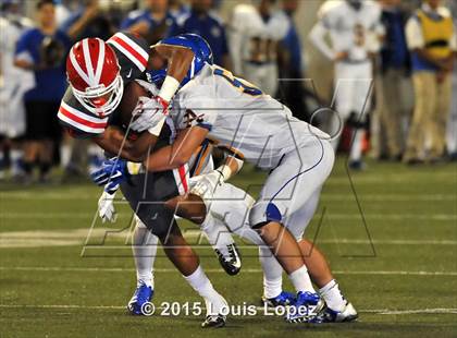 Thumbnail 3 in Mater Dei vs. Bishop Amat photogallery.