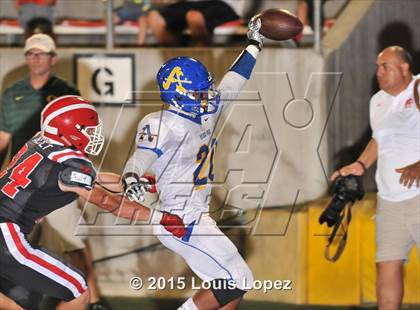 Thumbnail 2 in Mater Dei vs. Bishop Amat photogallery.