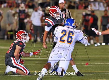 Thumbnail 2 in Mater Dei vs. Bishop Amat photogallery.