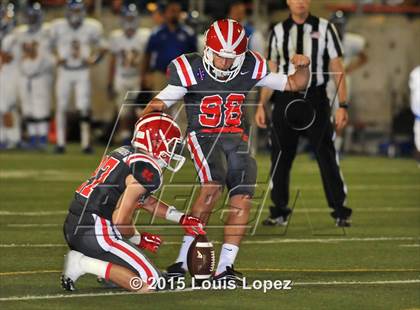 Thumbnail 1 in Mater Dei vs. Bishop Amat photogallery.