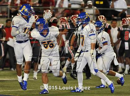 Thumbnail 3 in Mater Dei vs. Bishop Amat photogallery.