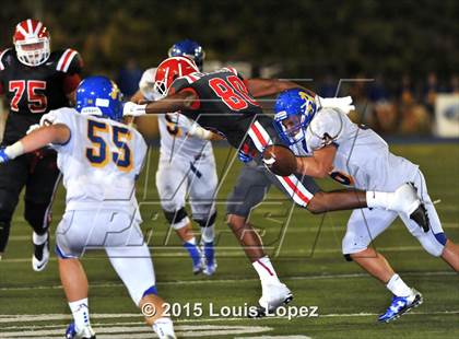 Thumbnail 3 in Mater Dei vs. Bishop Amat photogallery.