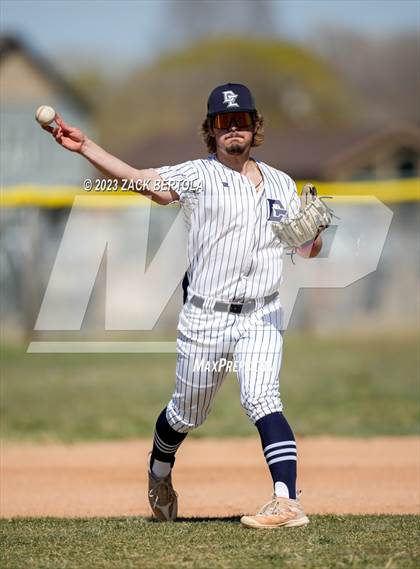 Thumbnail 3 in Gunnison Valley @ Duchesne photogallery.